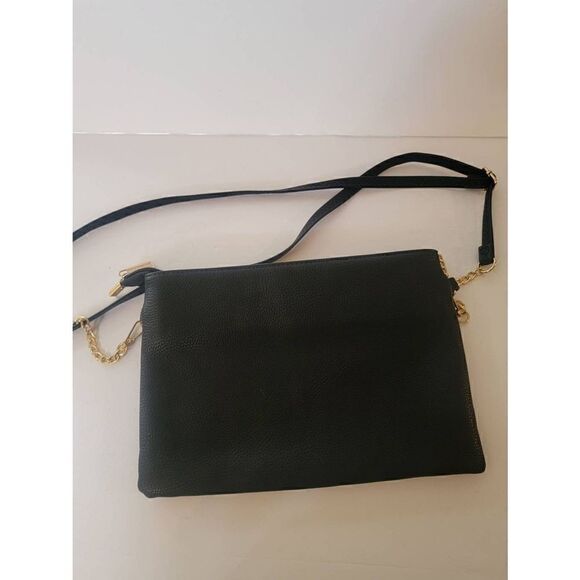 V black leather crossbody bag - Picture 3 of 6
